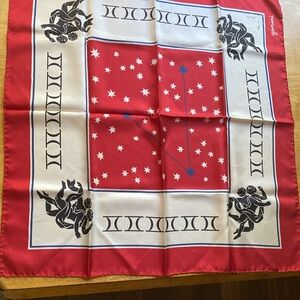 All silk by Ashear scarf 26”, made in Italy in great condition
